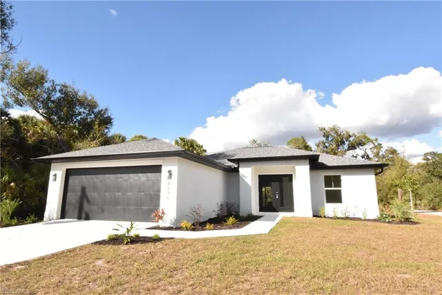 $2,200 | 4696 April Avenue, North Port, FL 34288