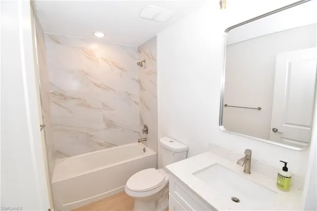 $2,200 | 4696 April Avenue, North Port, FL 34288