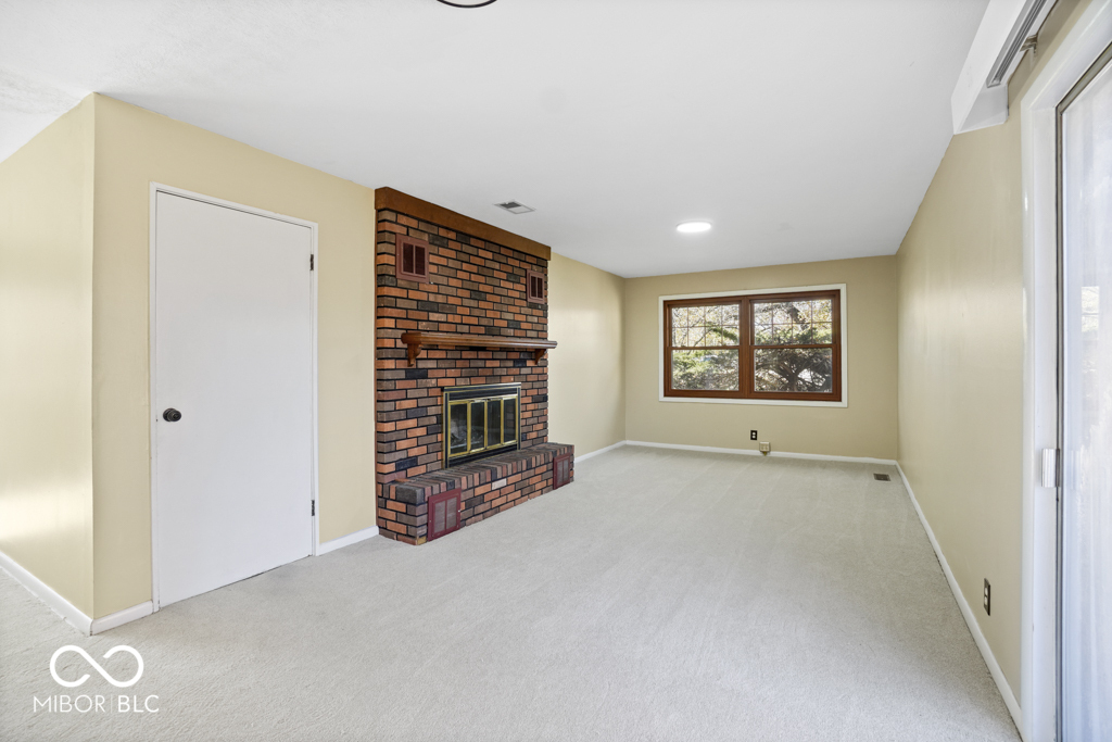 5027 North Kenmore Road Indianapolis, IN 46226 - Photo 11 of 41