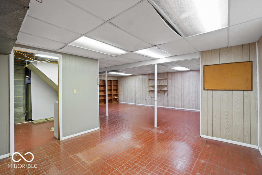 5027 North Kenmore Road Indianapolis, IN 46226 - Photo 33 of 41