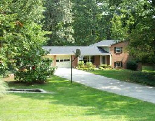 2238 East Ruritan Road Roanoke, VA 24012 - Photo 1 of 1 Listing Photo