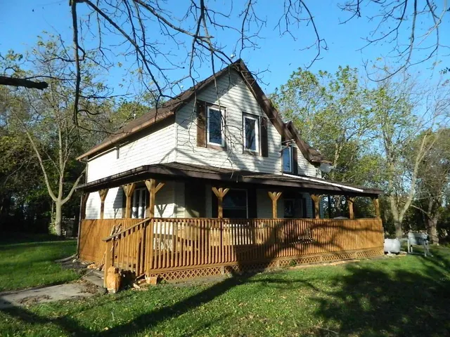 $210,000 | 12624 Highway 212, Sacred Heart, MN 56285