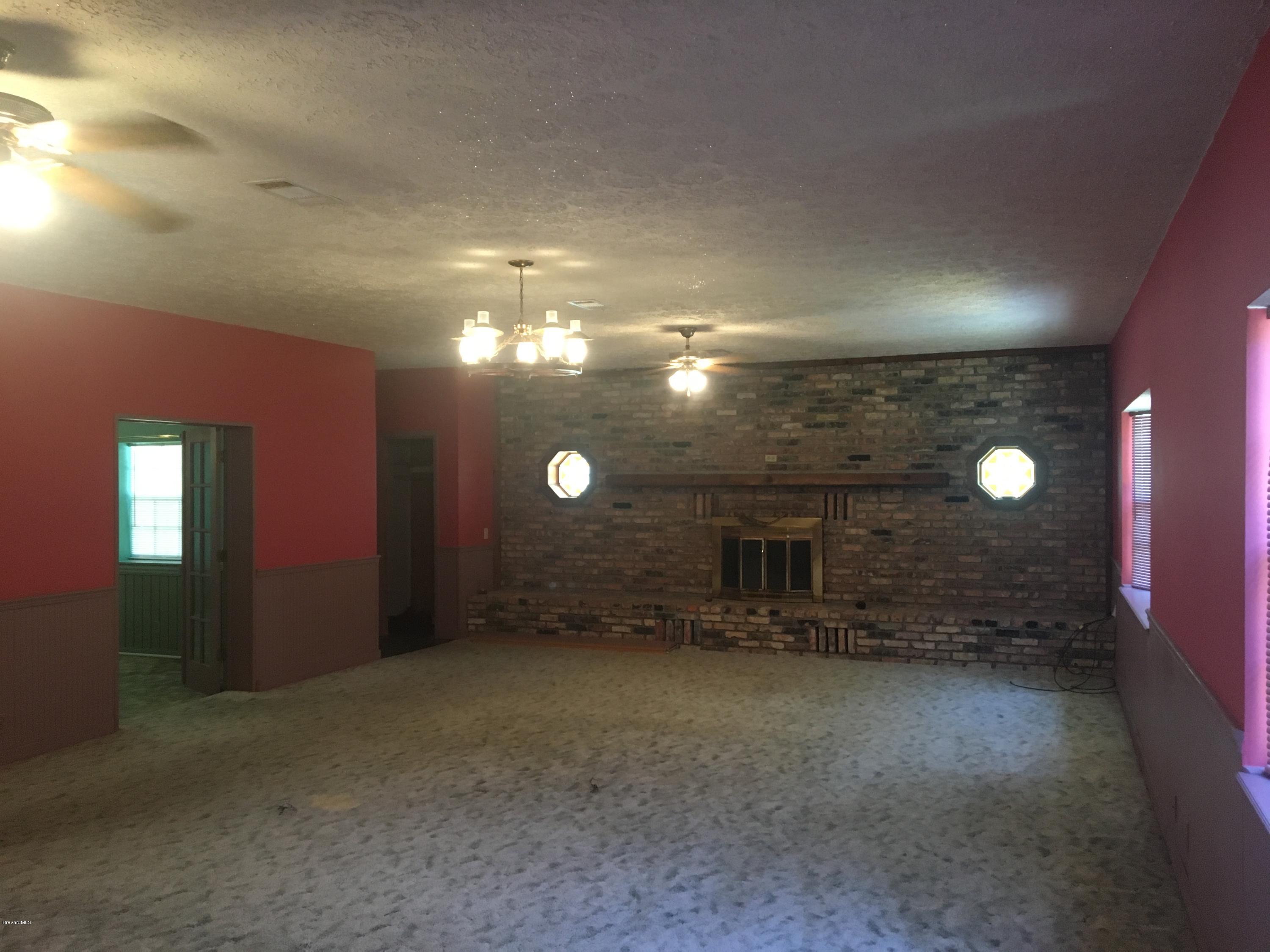 3485 Turtle Mound Road Melbourne, FL 32934 - Photo 3 of 30 Family Room