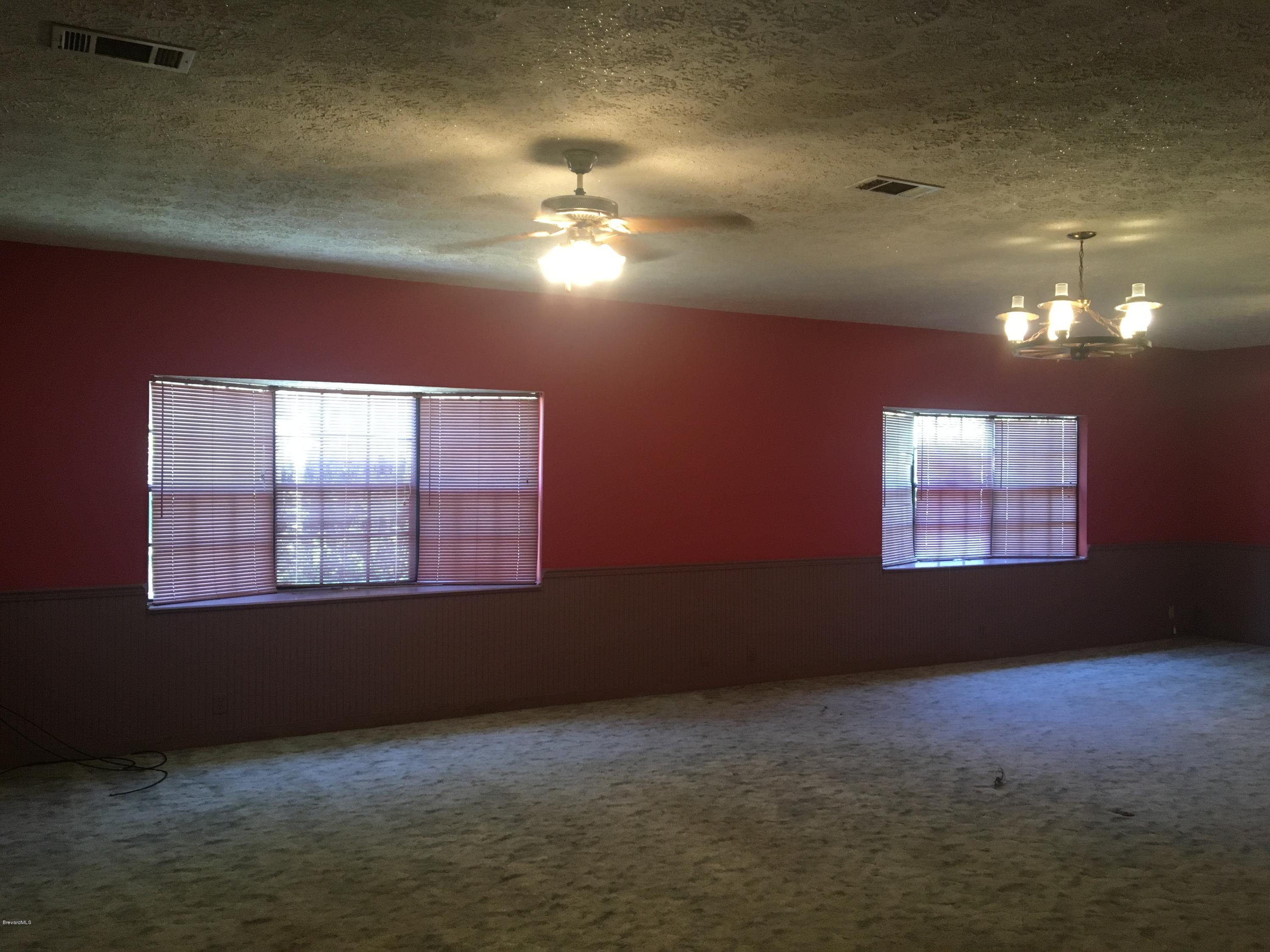 3485 Turtle Mound Road Melbourne, FL 32934 - Photo 4 of 30 Family Room