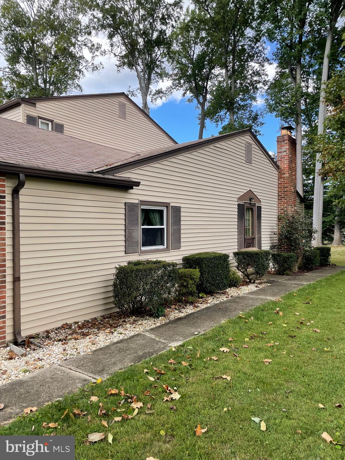 28 Morgan Road Aston, PA 19014 - Photo 26 of 27 Exterior Side Entrance