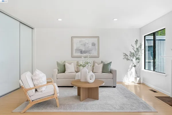 $1,088,000 | 7518 Rosedale Court, Pleasanton, CA 94588