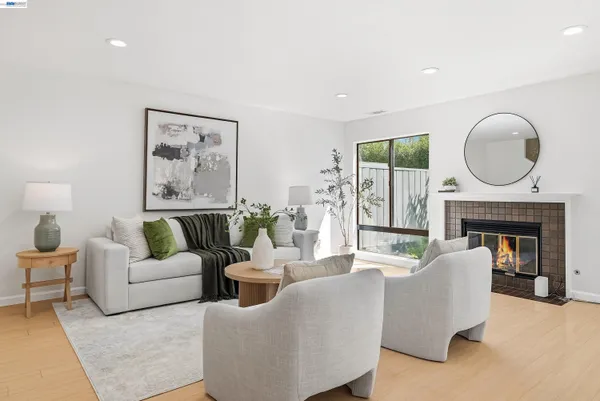 $1,088,000 | 7518 Rosedale Court, Pleasanton, CA 94588