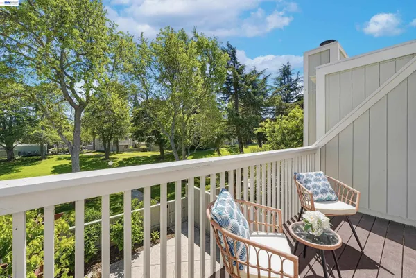 $1,088,000 | 7518 Rosedale Court, Pleasanton, CA 94588