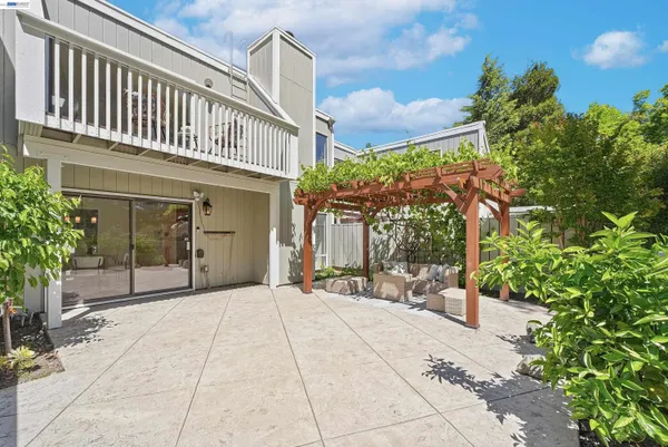 $1,088,000 | 7518 Rosedale Court, Pleasanton, CA 94588