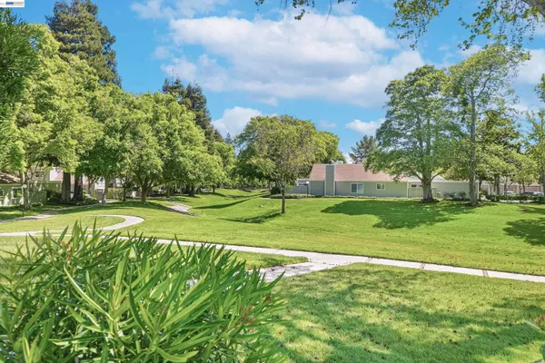 $1,088,000 | 7518 Rosedale Court, Pleasanton, CA 94588