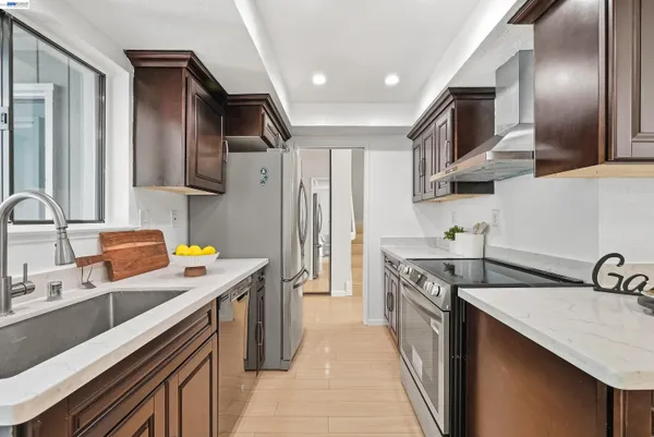 $1,088,000 | 7518 Rosedale Court, Pleasanton, CA 94588