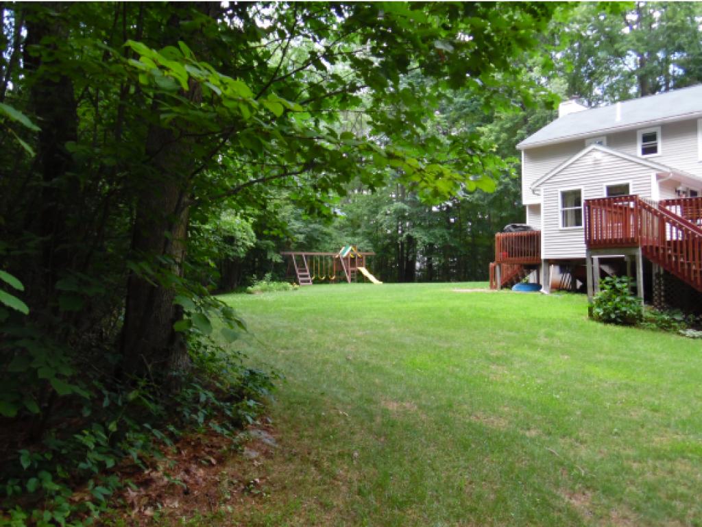 4 Tyler Road Derry, NH 03038 - Photo 22 of 35