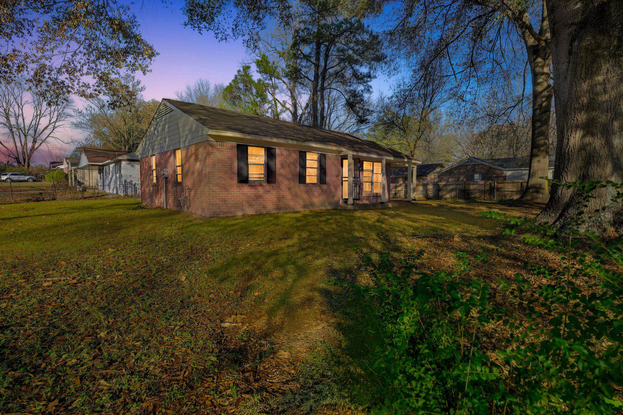 3680 Frayser-Raleigh Road Memphis, TN 38128 - Photo 30 of 40 View of side of home featuring brick siding