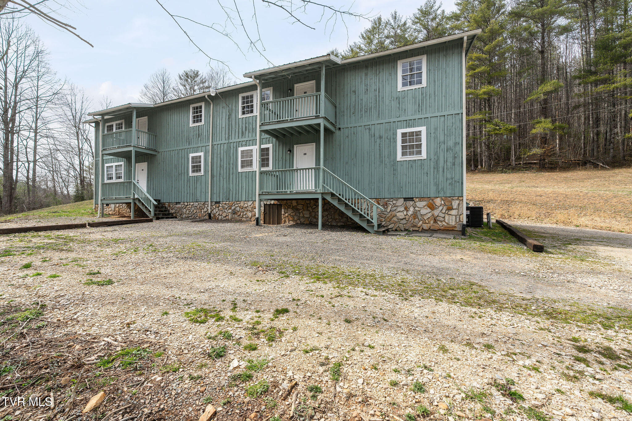 6672 Roan Creek Road Butler, TN 37640 - Photo 17 of 163 DSC00140-Edit