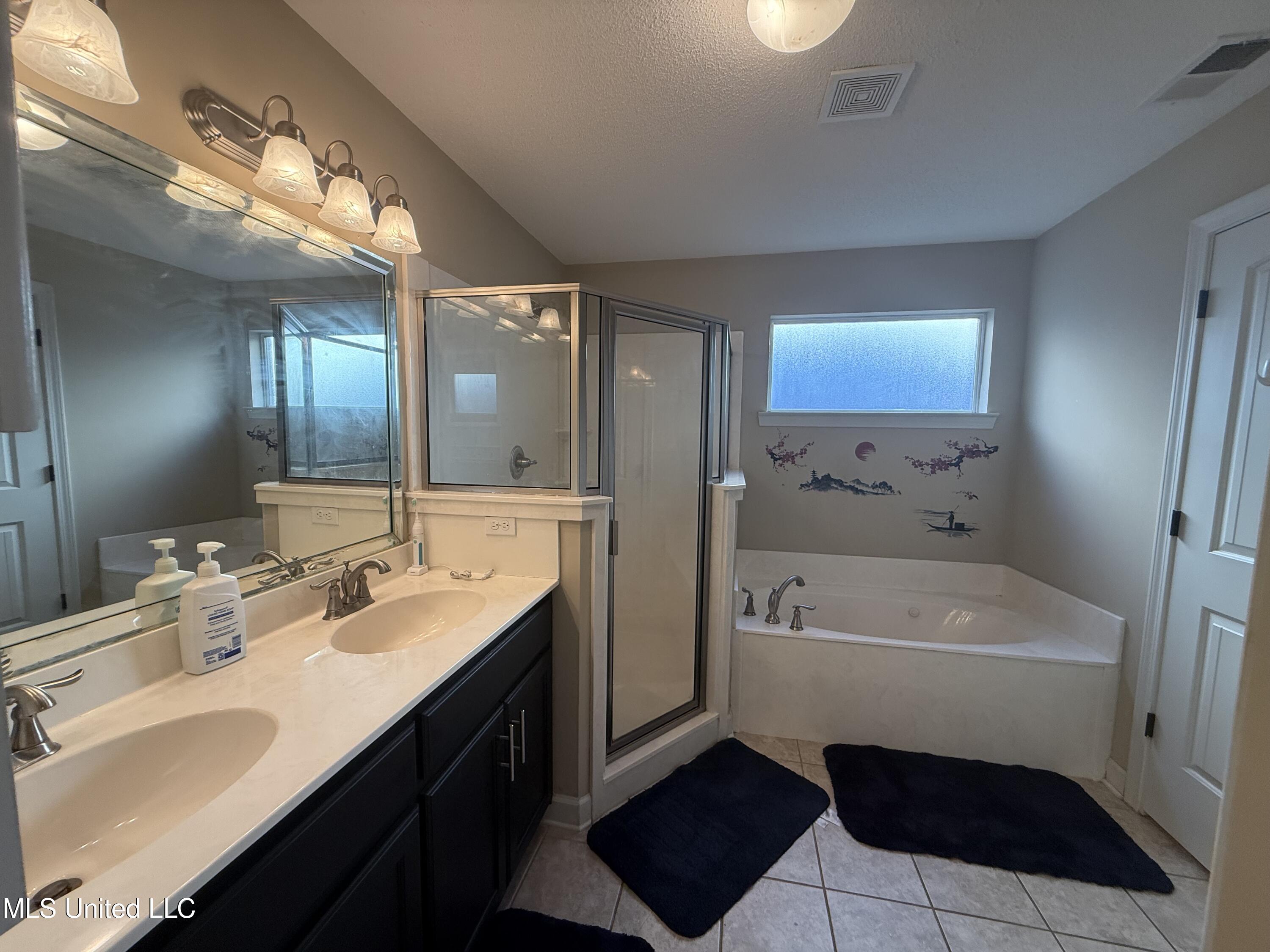 8245 Morning Sun Cove Walls, MS 38680 - Photo 11 of 30 IMG_4840