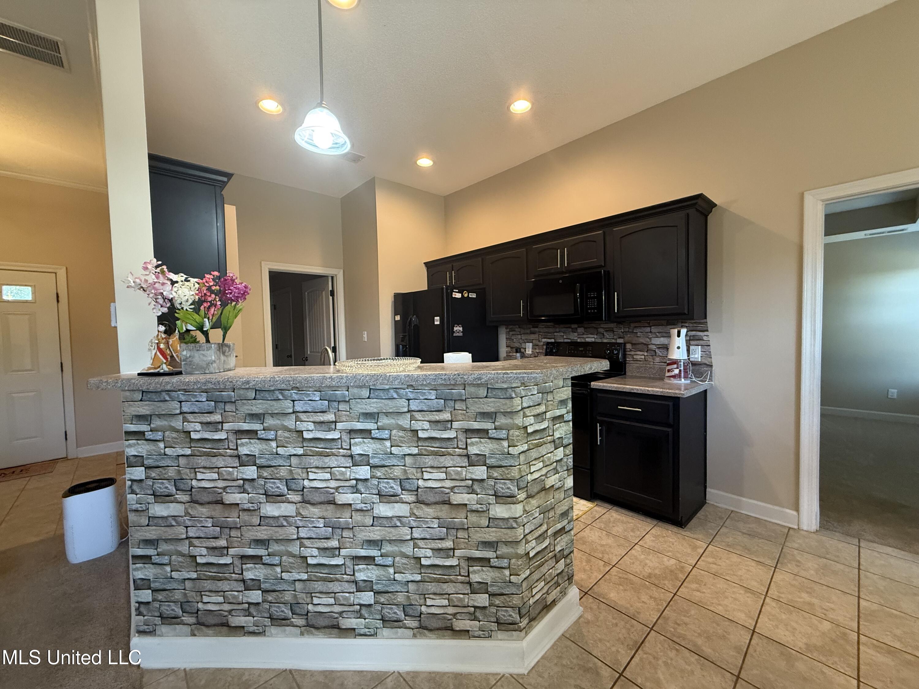 8245 Morning Sun Cove Walls, MS 38680 - Photo 14 of 30 IMG_4888