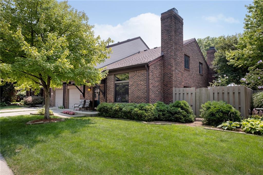 329 East 7th Street Indianapolis, IN 46202 - Photo 3 of 25