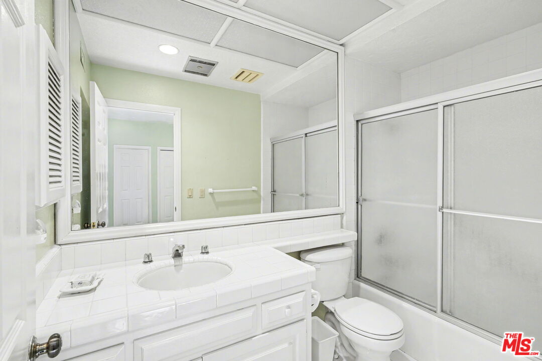 12386 Ridge Circle Los Angeles, CA 90049 - Photo 54 of 65