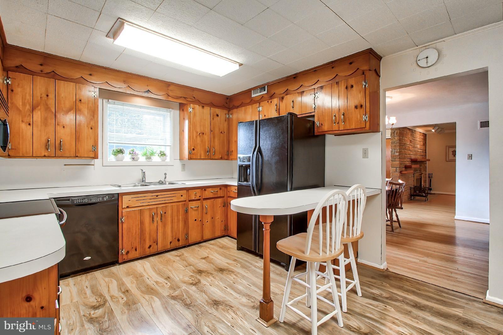 99 Reynolds Mill Road York, PA 17403 - Photo 8 of 27 Gallery Image 8