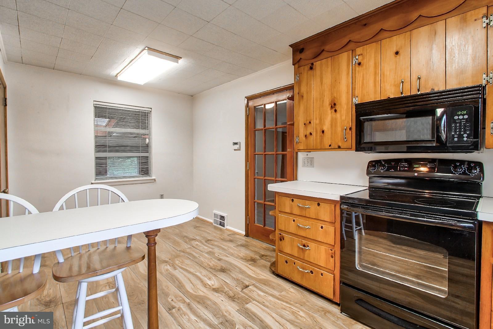 99 Reynolds Mill Road York, PA 17403 - Photo 9 of 27 Gallery Image 9