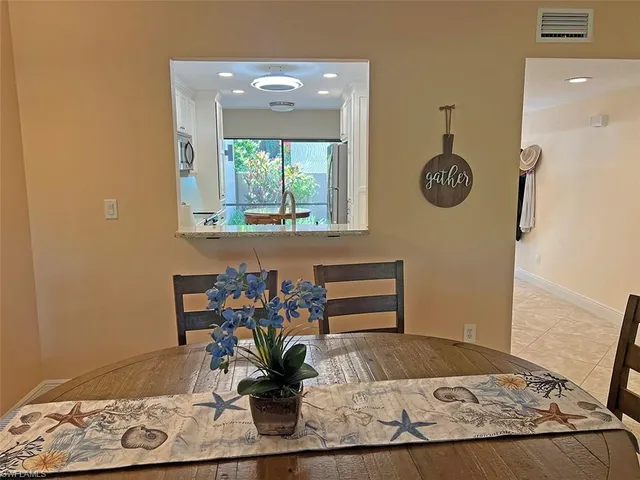 $6,300 | 15400 Cedarwood Lane, Unit 102, Naples, FL 34110