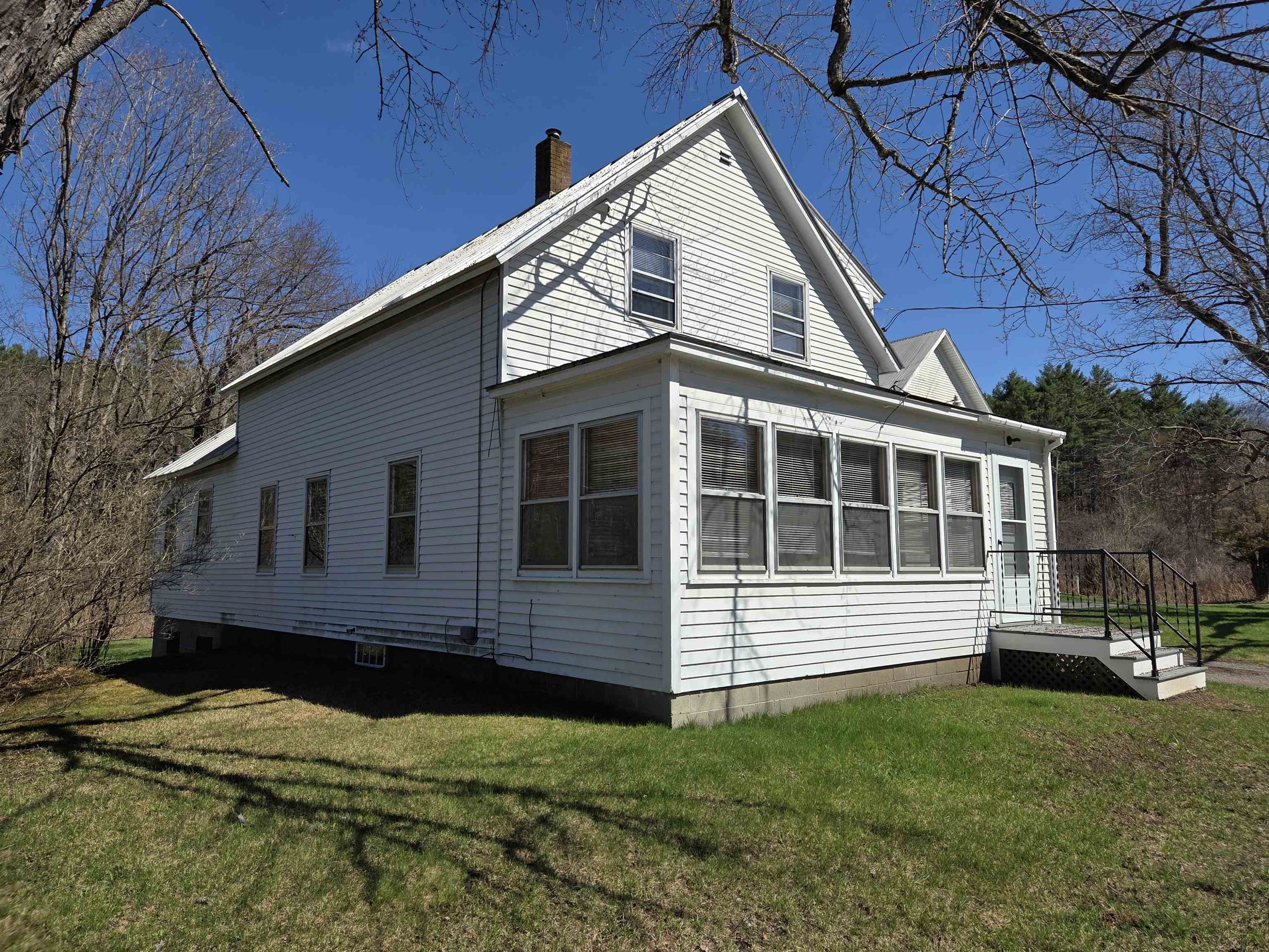 321 Meriden Road Lebanon, NH 03766 - Photo 9 of 53