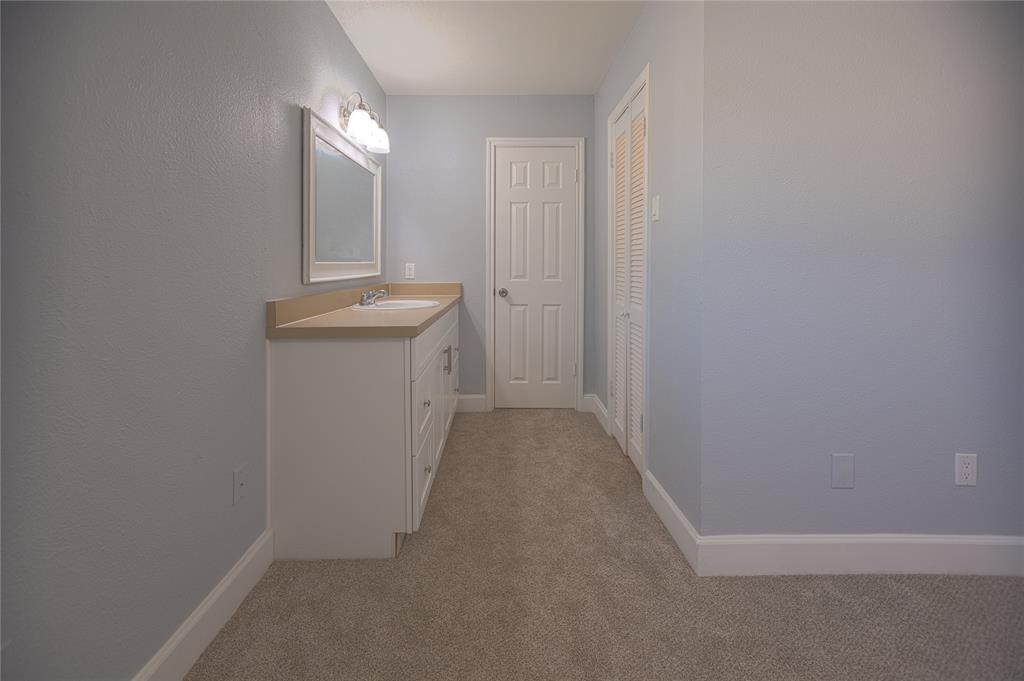 733 Intrepid Drive Garland, TX 75043 - Photo 22 of 25 Bathroom vanity in 4th bedroom