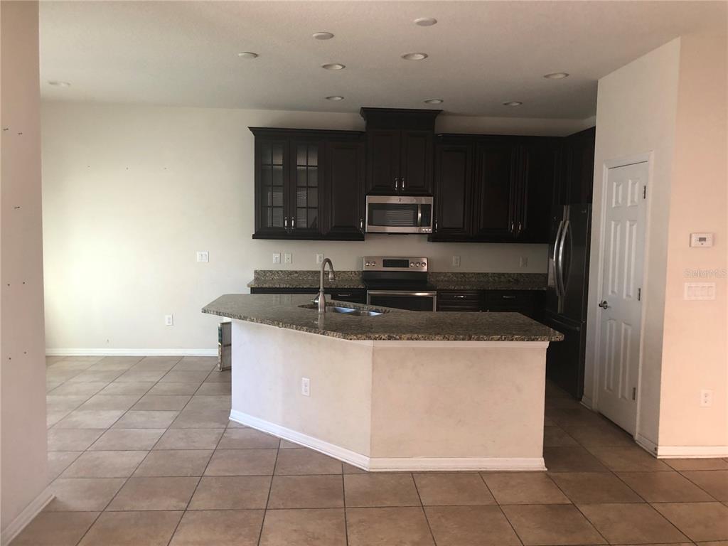 4830 Wandering Way Wesley Chapel, FL 33544 - Photo 11 of 21