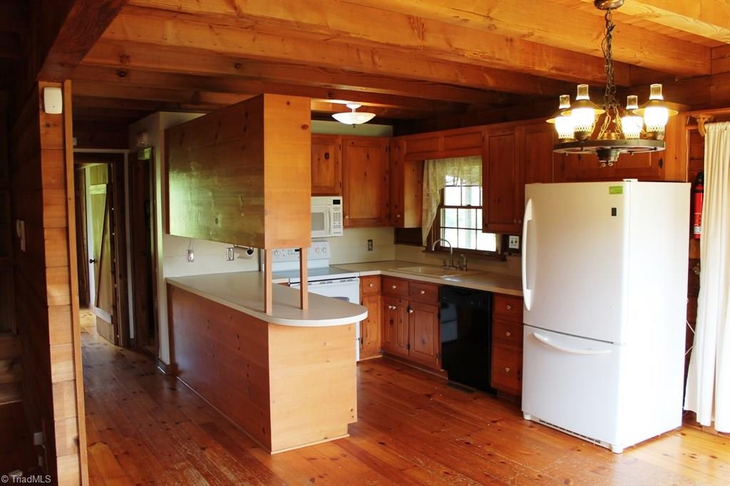 1328 Taylor Road East Bend, NC 27018 - Photo 13 of 22 Gallery Image 13