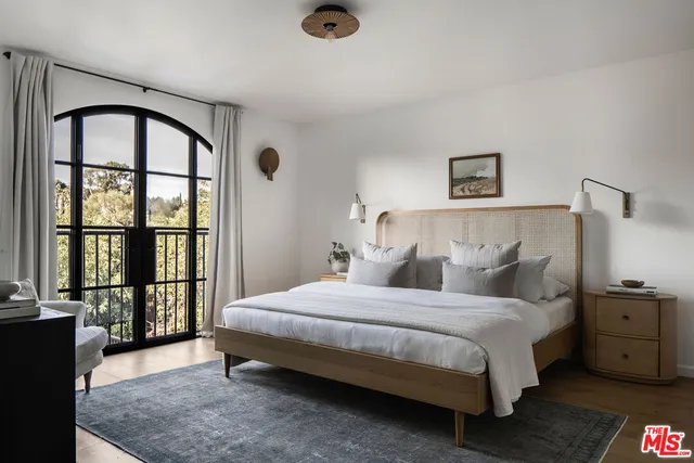 $1,395,000 | 1503 Stanford Drive, Glendale, CA 91205