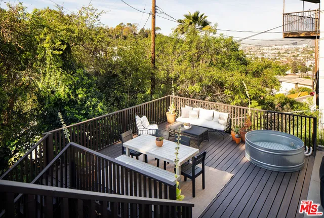 $1,395,000 | 1503 Stanford Drive, Glendale, CA 91205