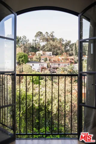 $1,395,000 | 1503 Stanford Drive, Glendale, CA 91205