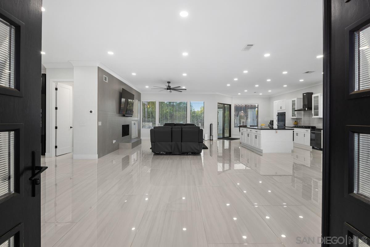 3724 Cedar Vale Way Fallbrook, CA 92028 - Photo 12 of 66