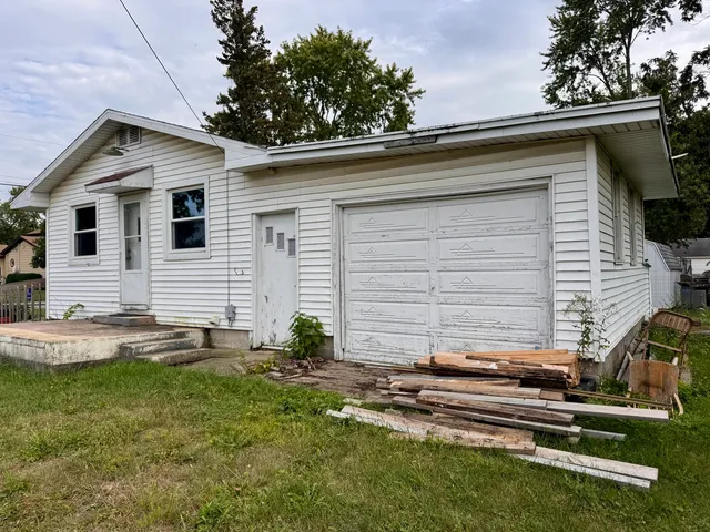 $70,000 | 226 South Beech Street, Forrest, IL 61741