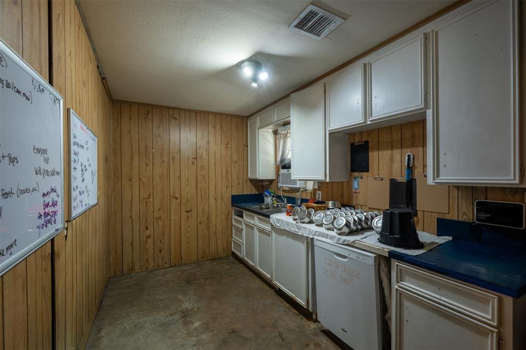 5327 Old Lorena Road Lorena, TX 76655 - Photo 9 of 34 Office Kitchen