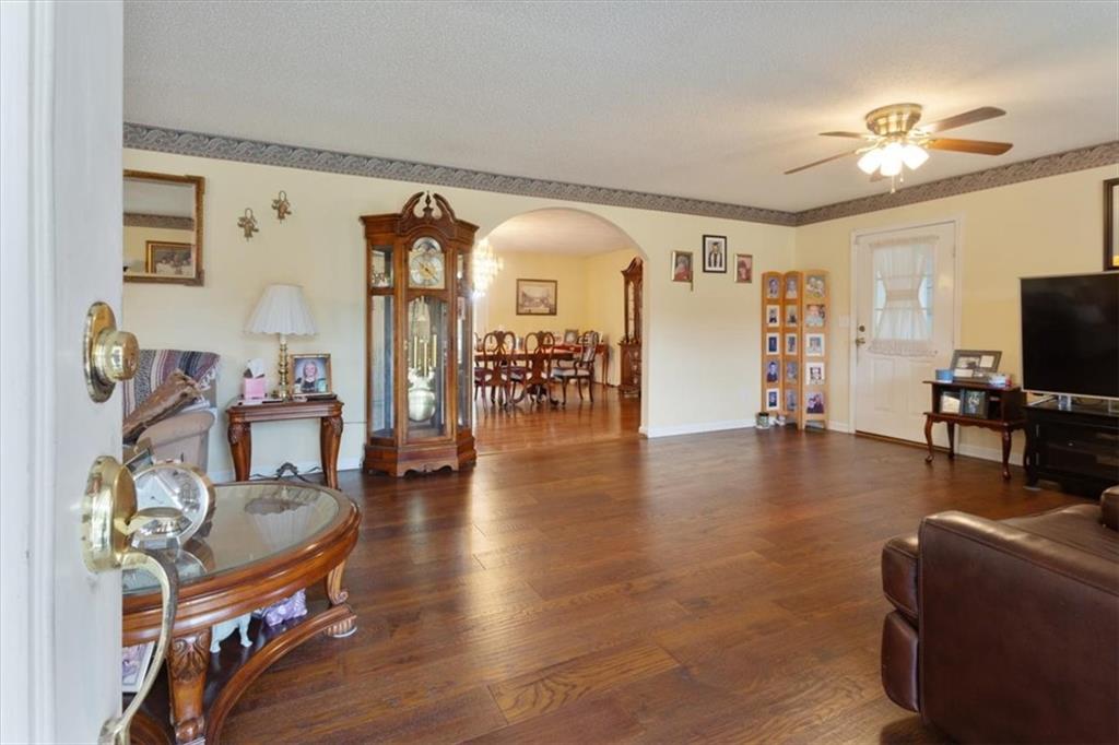 871 Robinson Road Chatsworth, GA 30705 - Photo 12 of 36 Gallery Image 12