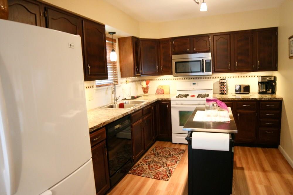 3801 Willett Road Baldwin, PA 15227 - Photo 12 of 24 Kitchen