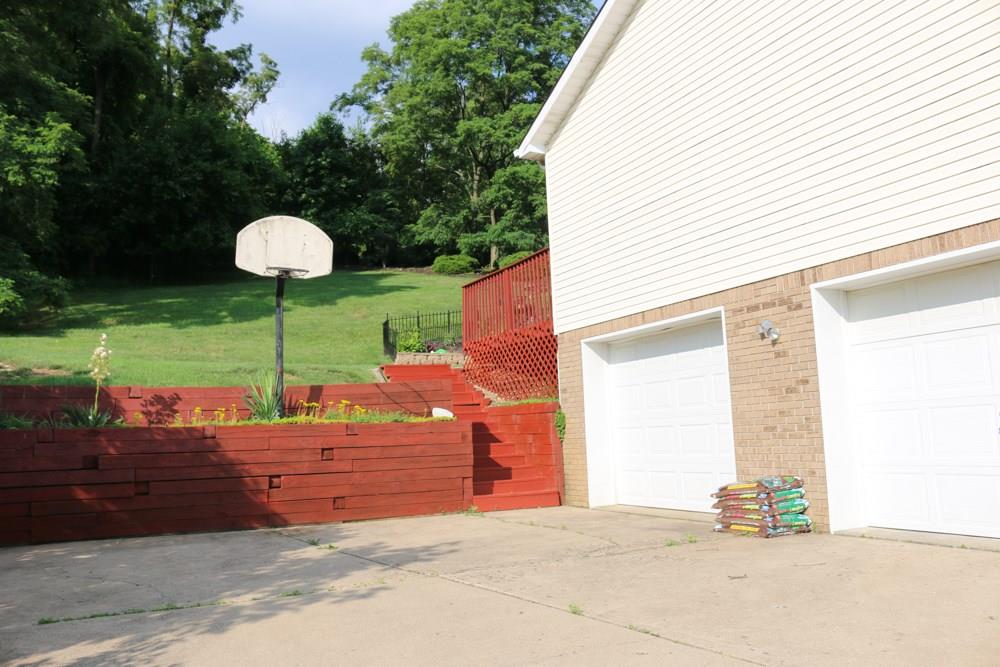 3801 Willett Road Baldwin, PA 15227 - Photo 24 of 24 Garage/Driveway