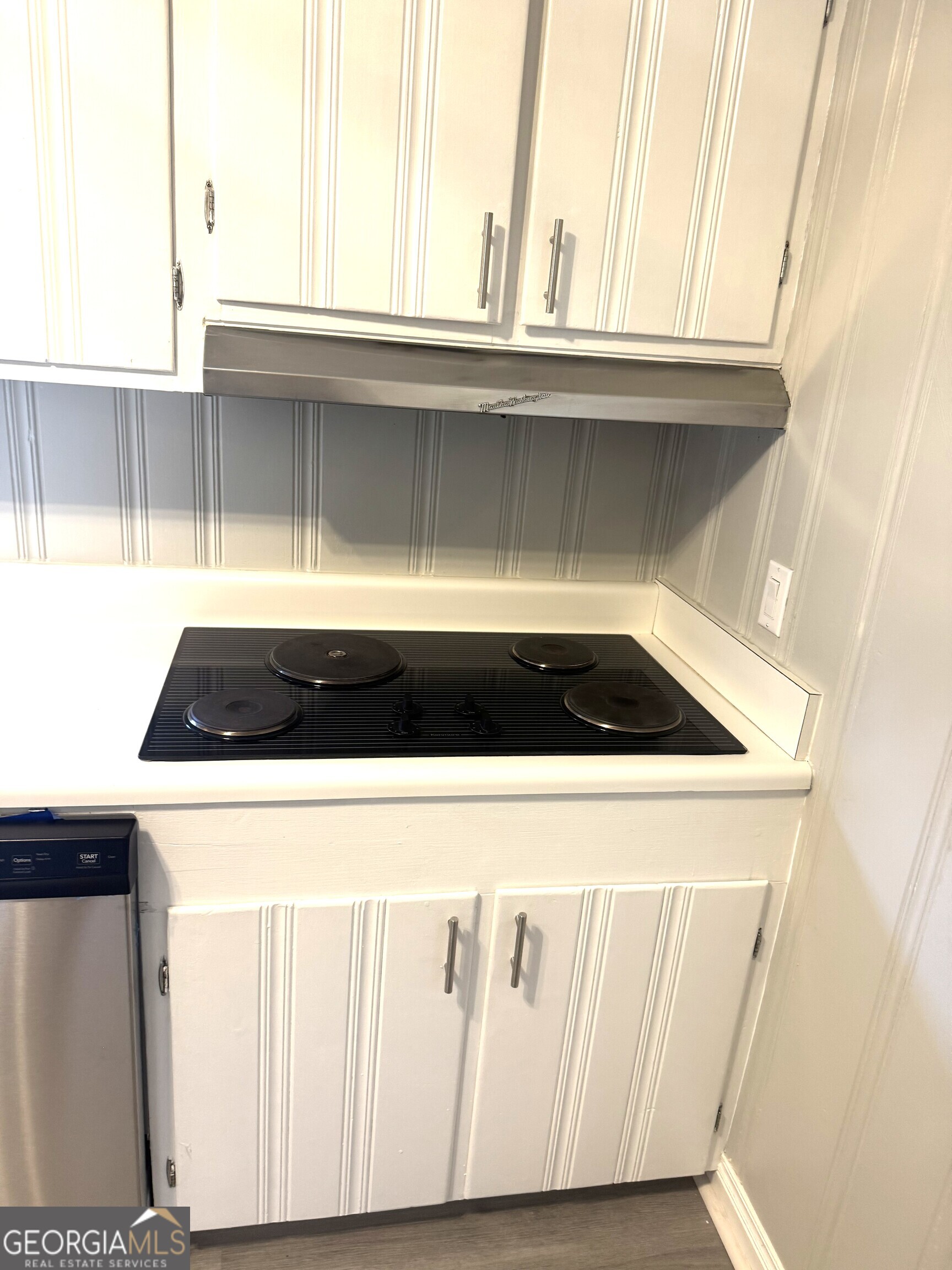 819 Ellenwood Circle Macon, GA 31204 - Photo 5 of 17 a close view of sink