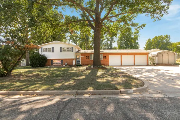 $295,000 | 7333 Dorsey, Wichita, KS 67212