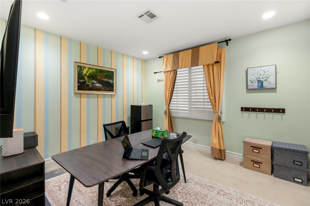 7825 Rancho Mirage Drive Las Vegas, NV 89113 - Photo 32 of 47