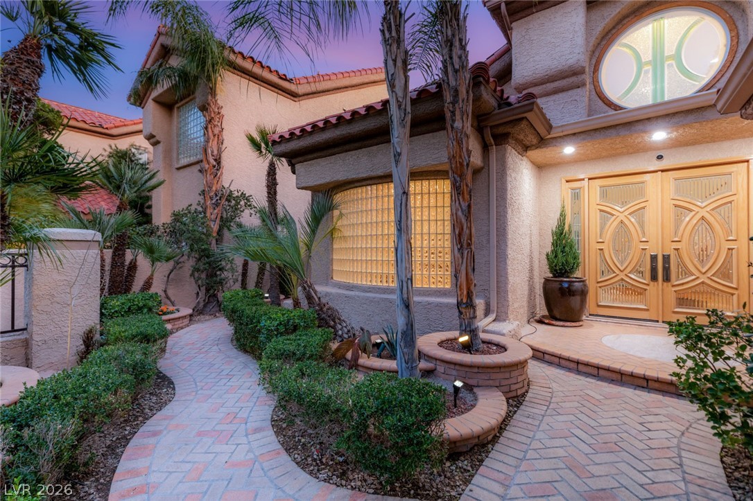 7825 Rancho Mirage Drive Las Vegas, NV 89113 - Photo 4 of 47