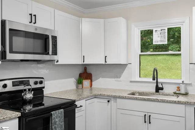 $289,900 | 3 Brookvale Drive, Williamston, SC 29697