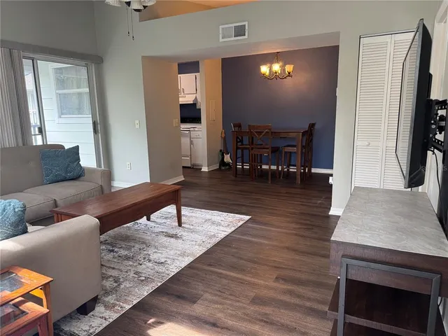 $124,500 | 2360 Southwest Archer Road, Unit 1112, Gainesville, FL 32608