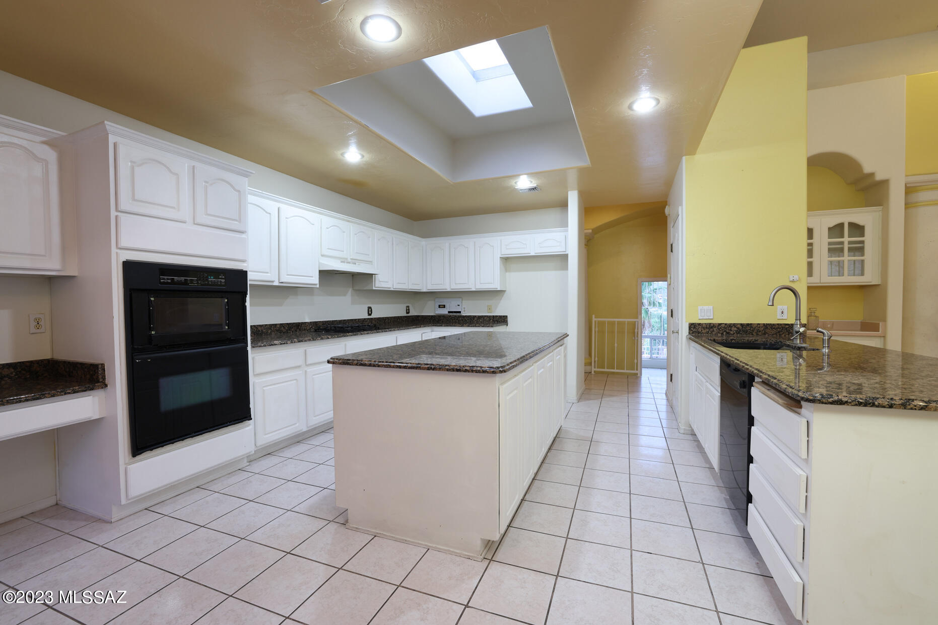 3335 West Drexel Road Tucson, AZ 85746 - Photo 9 of 37 Gallery Image 9