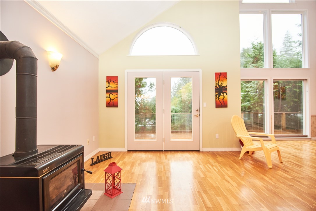 1966 Raleigh Drive Point Roberts, WA 98281 - Photo 5 of 21 a view of a livingroom with a window