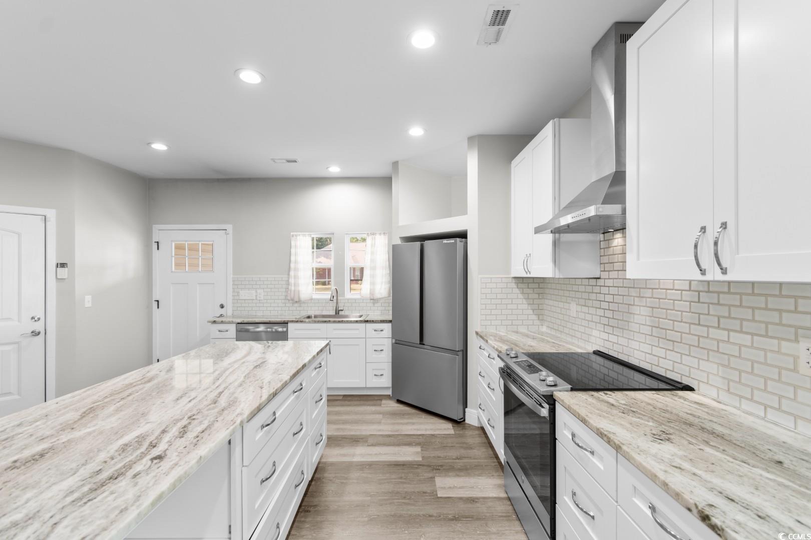 1719 Horry Street Conway, SC 29527 - Photo 3 of 39