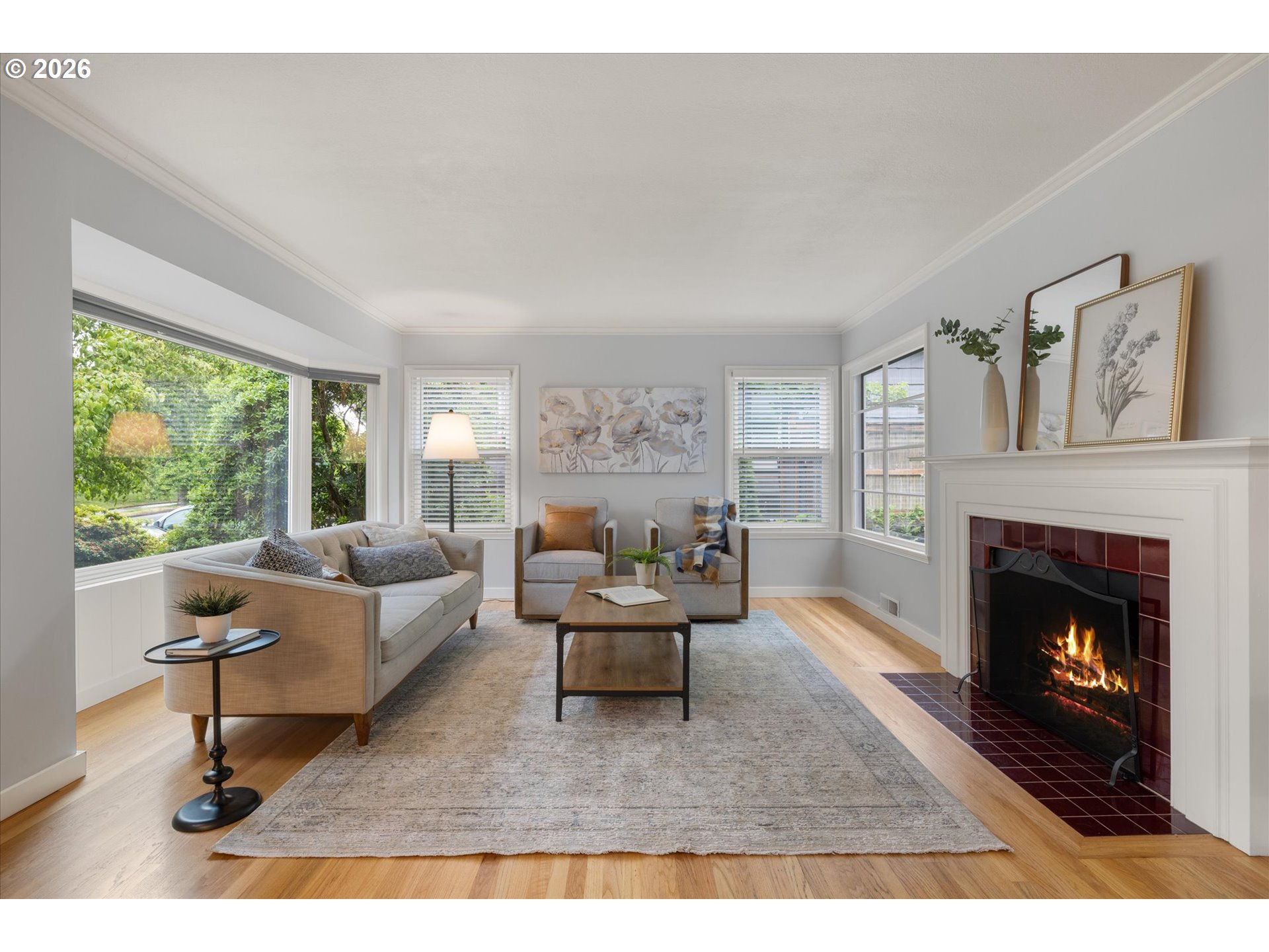8108 Southwest 9th Avenue Portland, OR 97219 - Photo 5 of 40 Living Room