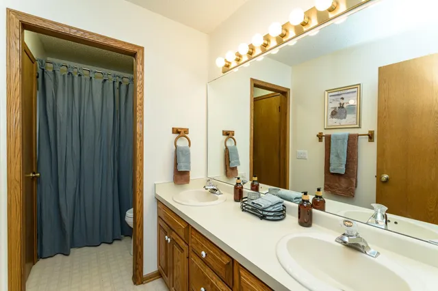 $400,000 | 5351 Logan Street Southeast, Rochester, MN 55904