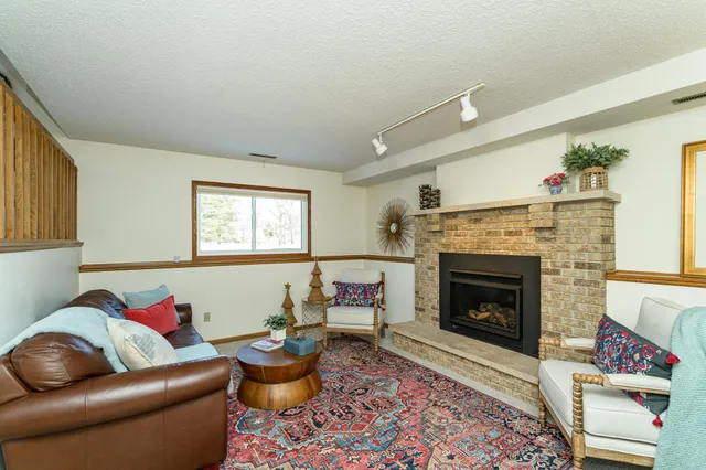 $400,000 | 5351 Logan Street Southeast, Rochester, MN 55904